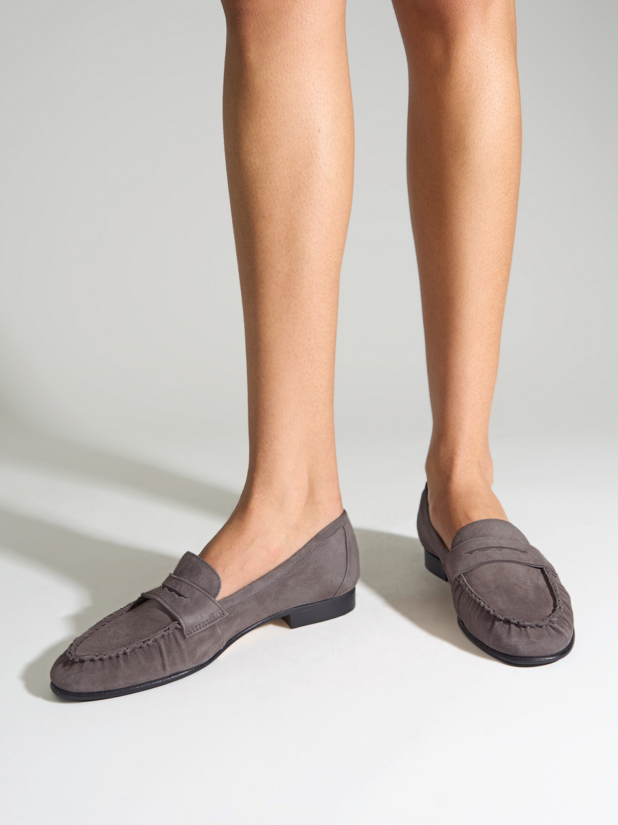 Aeyde | Aldous Suede Loafers Leather Flats for Women | Taupe Suede | Round Toe | Low Heel | On Feet