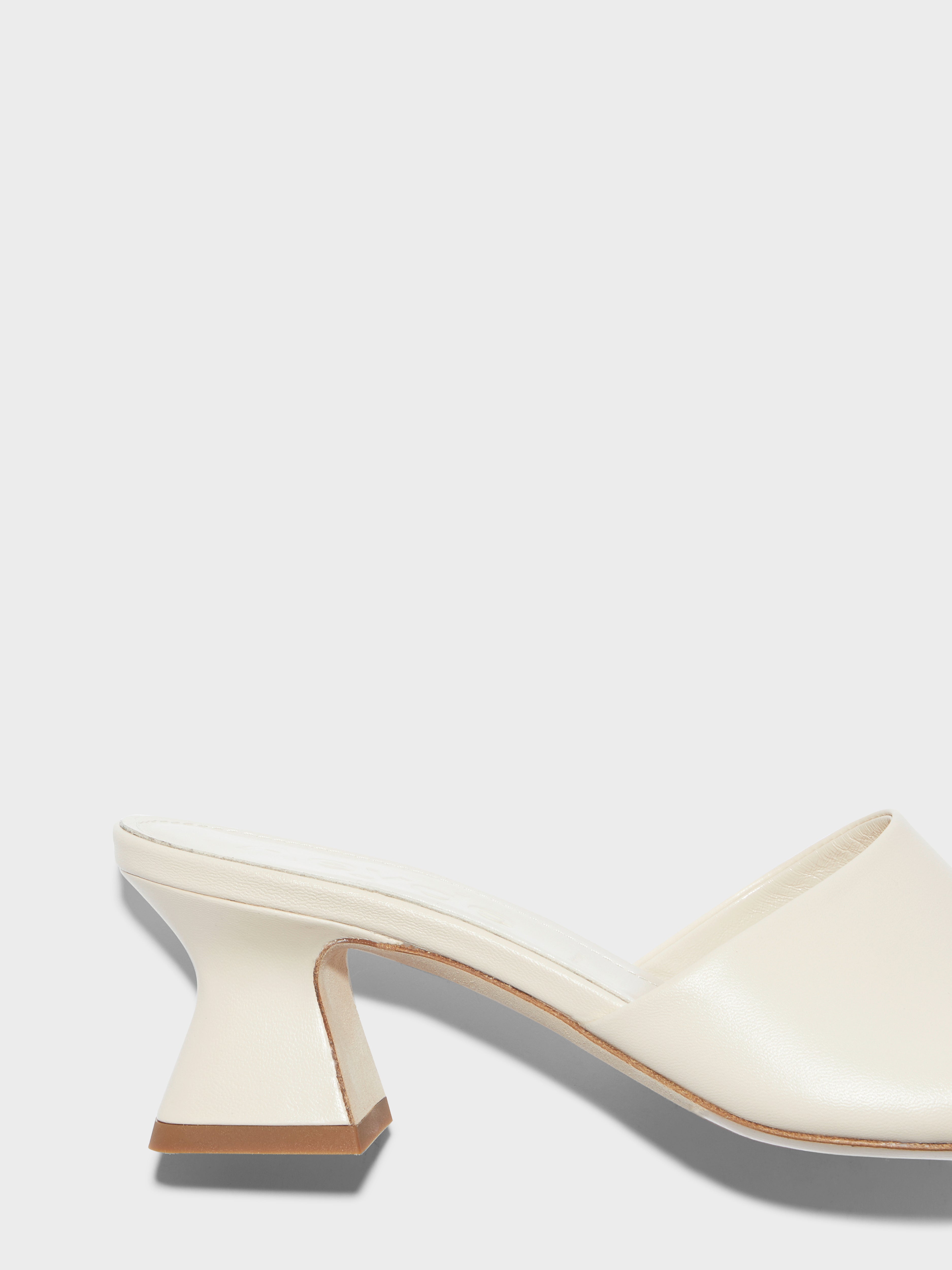 Ale Leather Mules - Image 5