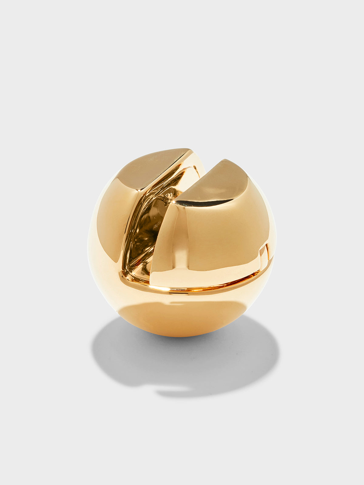 Aeyde | Alice Large 18kt Gold-Plated Earrings for Women | Luxury Materials | Handmade in Italy | Material Details