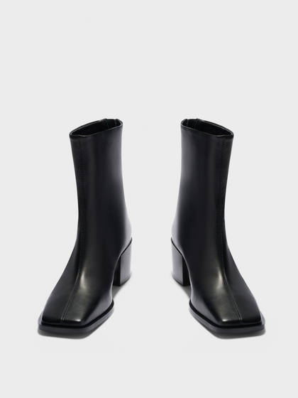 Aeyde | Amina Leather Ankle Boots Leather Ankle Boots for Women | Black Nappa | Square Toe | Mid Heel | Front View
