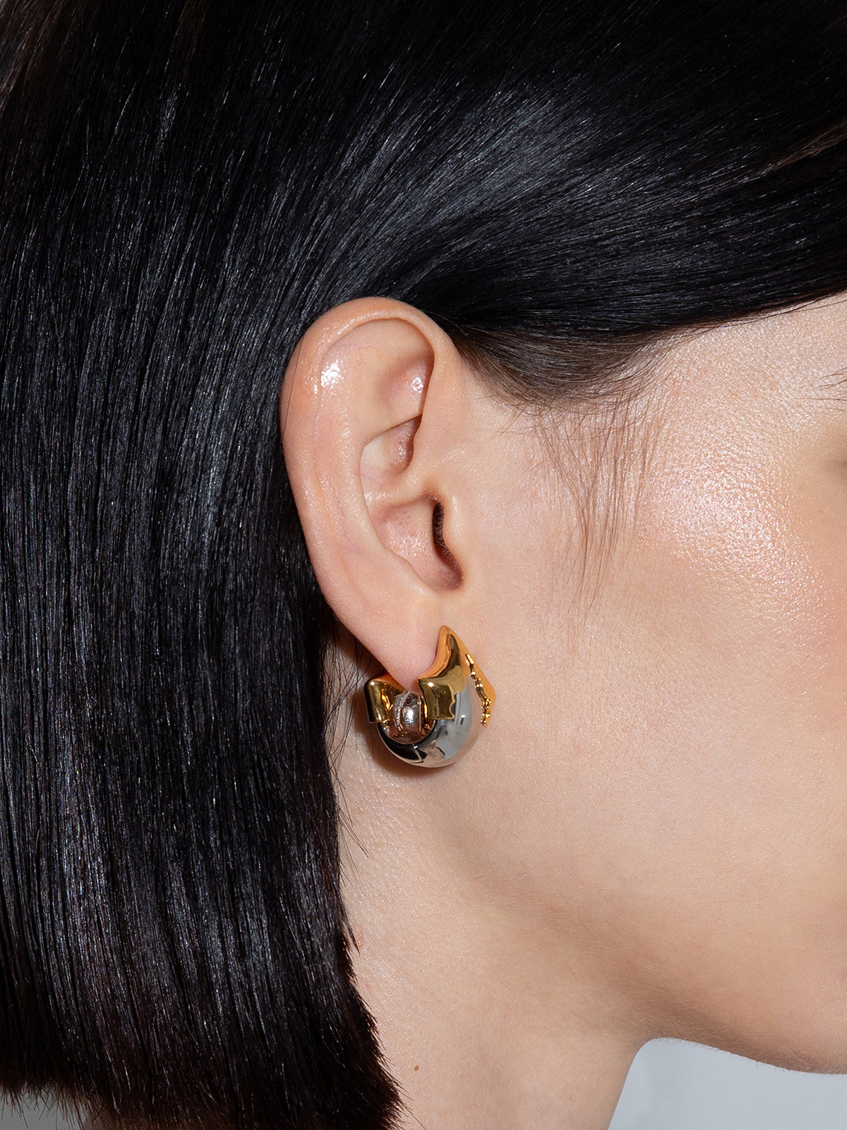 August Palladium and 18kt Gold-Plated Earrings - Image 4