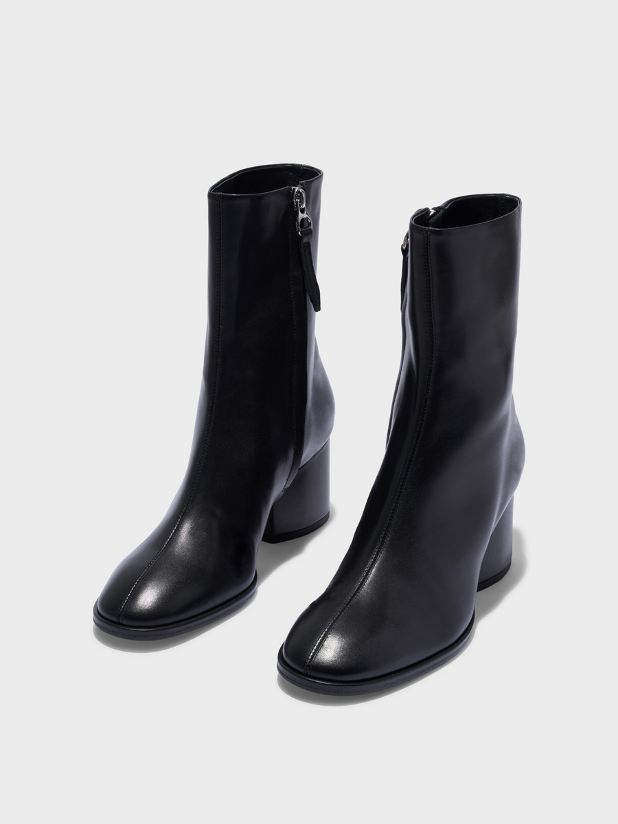 Aeyde | Ayla Leather Ankle Boots Leather Ankle Boots for Women | Black Calf | Round Toe | Mid Heel | Luxury Materials | Handmade in Italy