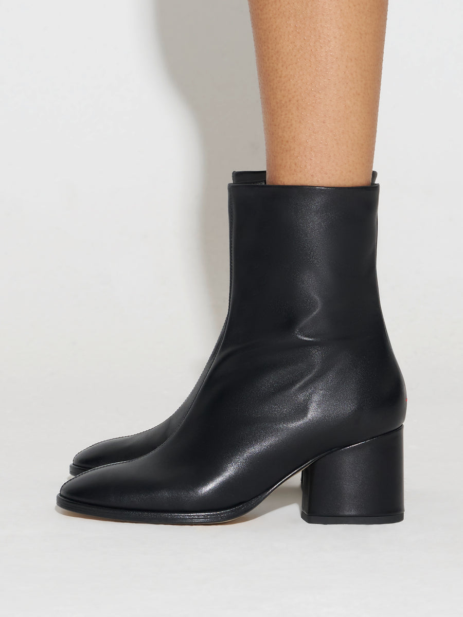 Ayla Round-Toe Boots