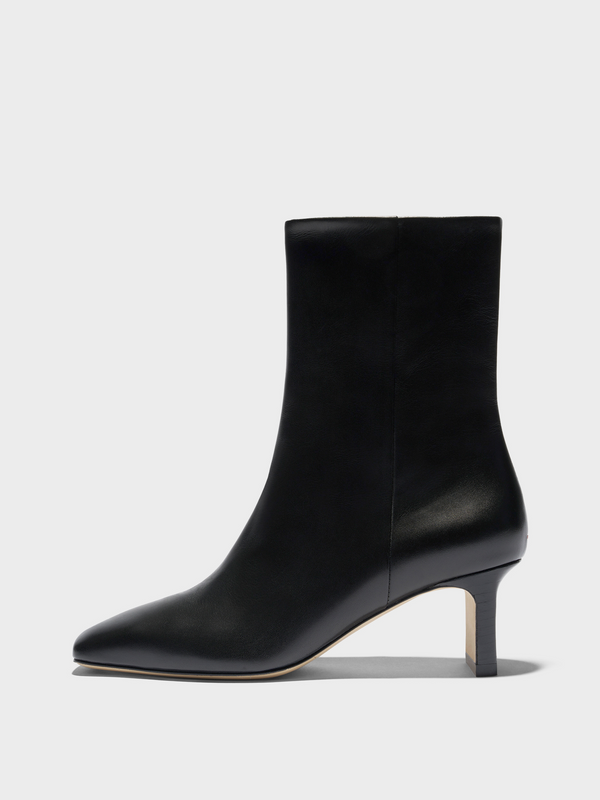 Aeyde | Billie Square-Toe Ankle Boots Leather Ankle Boots for Women | Black Calf | Square Toe | Mid Heel | Side View