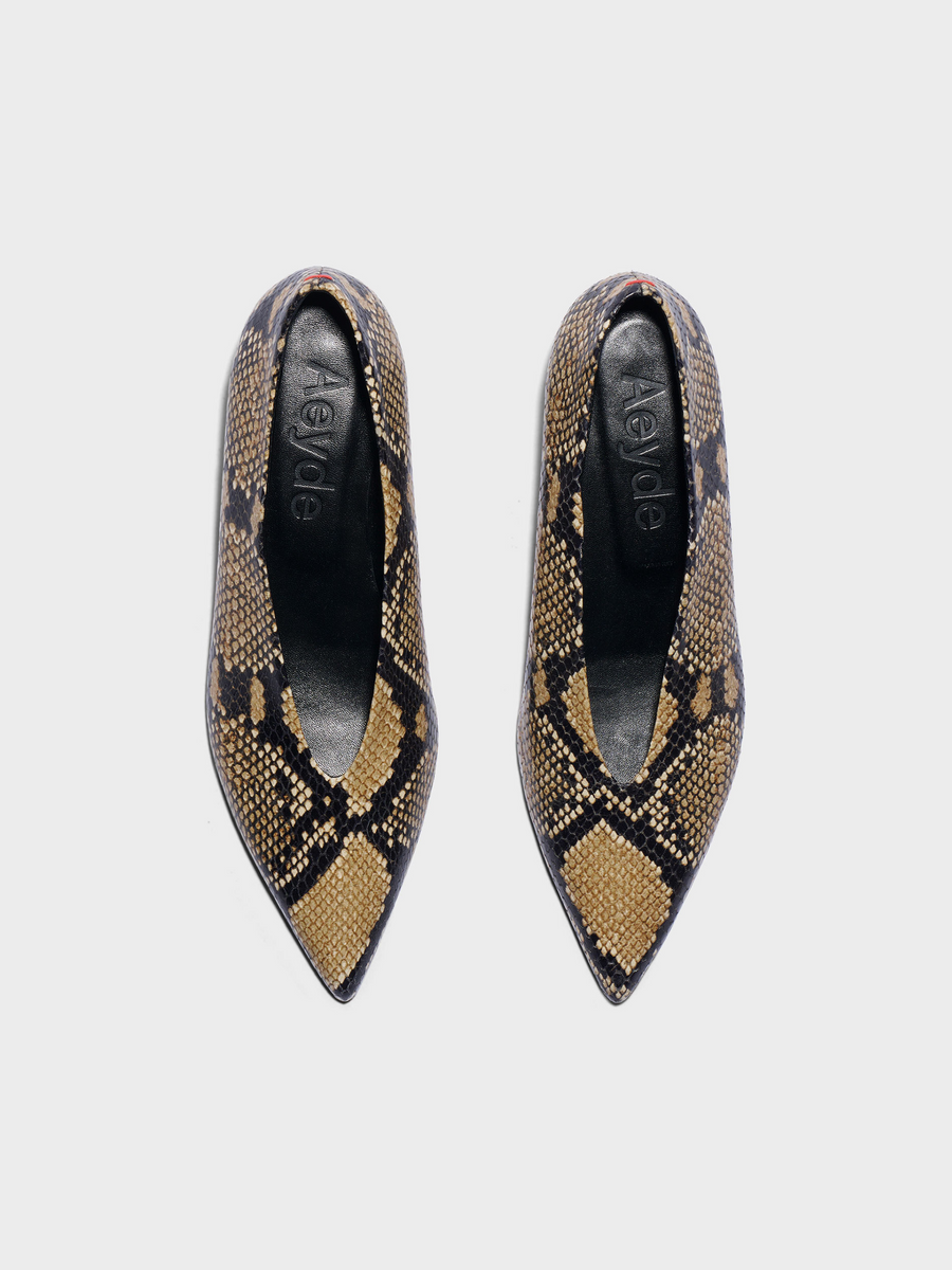 Aeyde | Clara Pointed-Toe Pumps Leather Pumps for Women | Hazelnut Snake | Pointed Toe | Low Heel | Front View