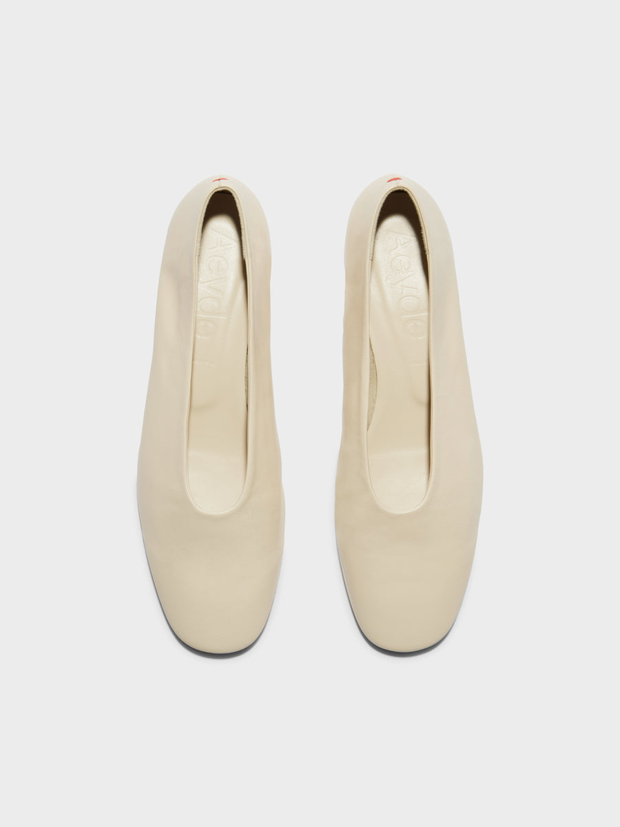 Delia Low-Heeled Ballet Pumps