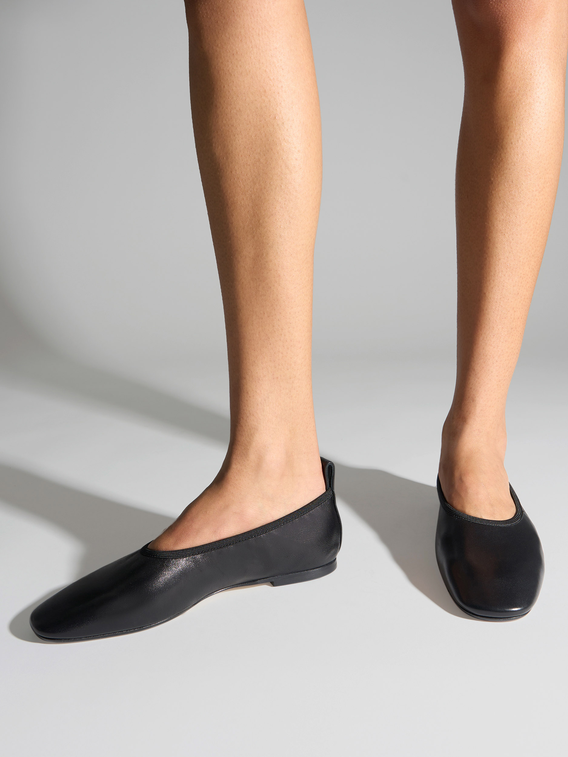 Aeyde | Dex Leather Flats Leather Flats for Women | Black Nappa | Round Toe | Flat Heel | On Feet