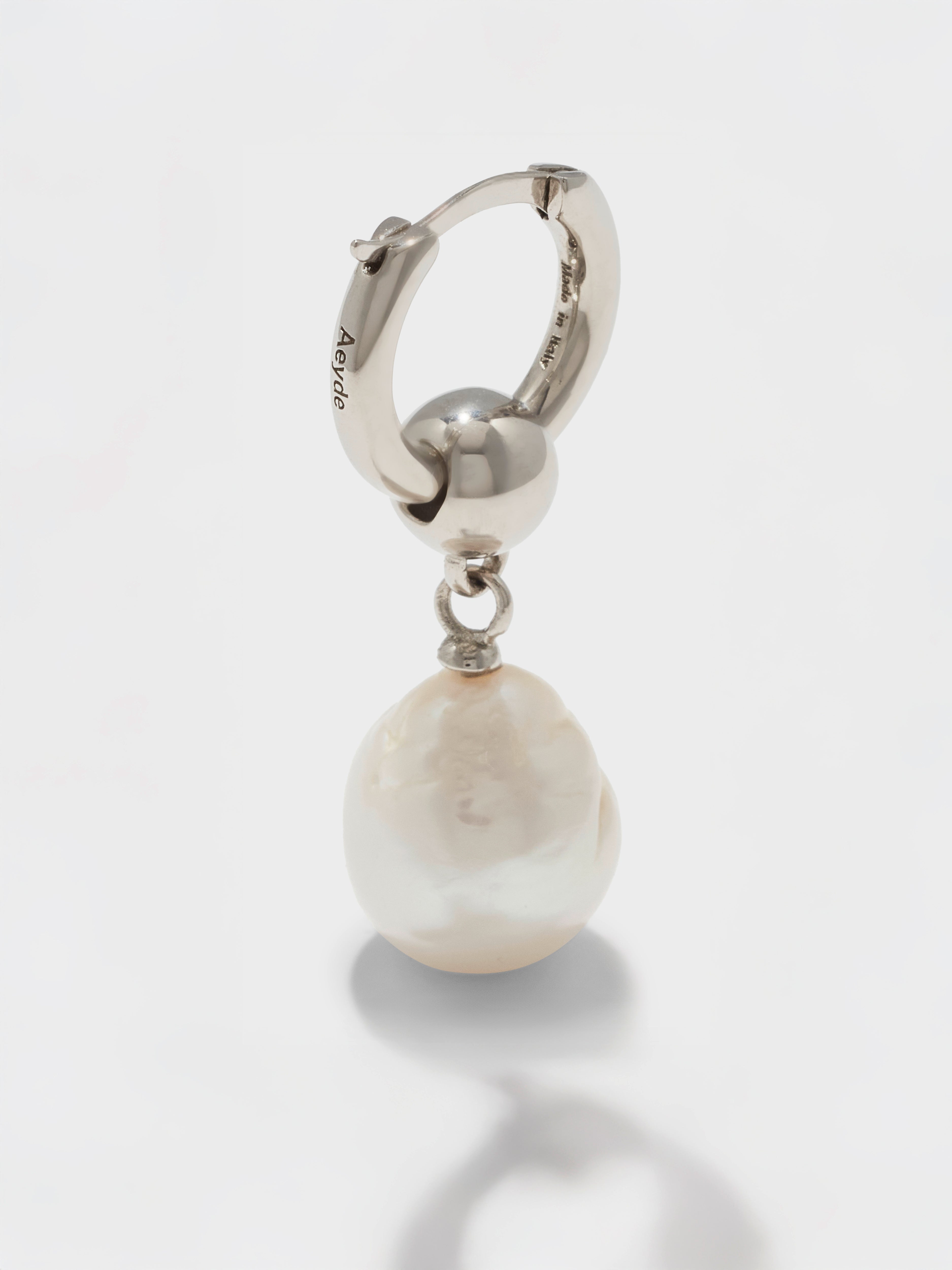 Elvin Pearl and Palladium-Plated Earrings - Image 2