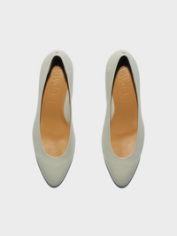 Helia Low-Cut Pumps