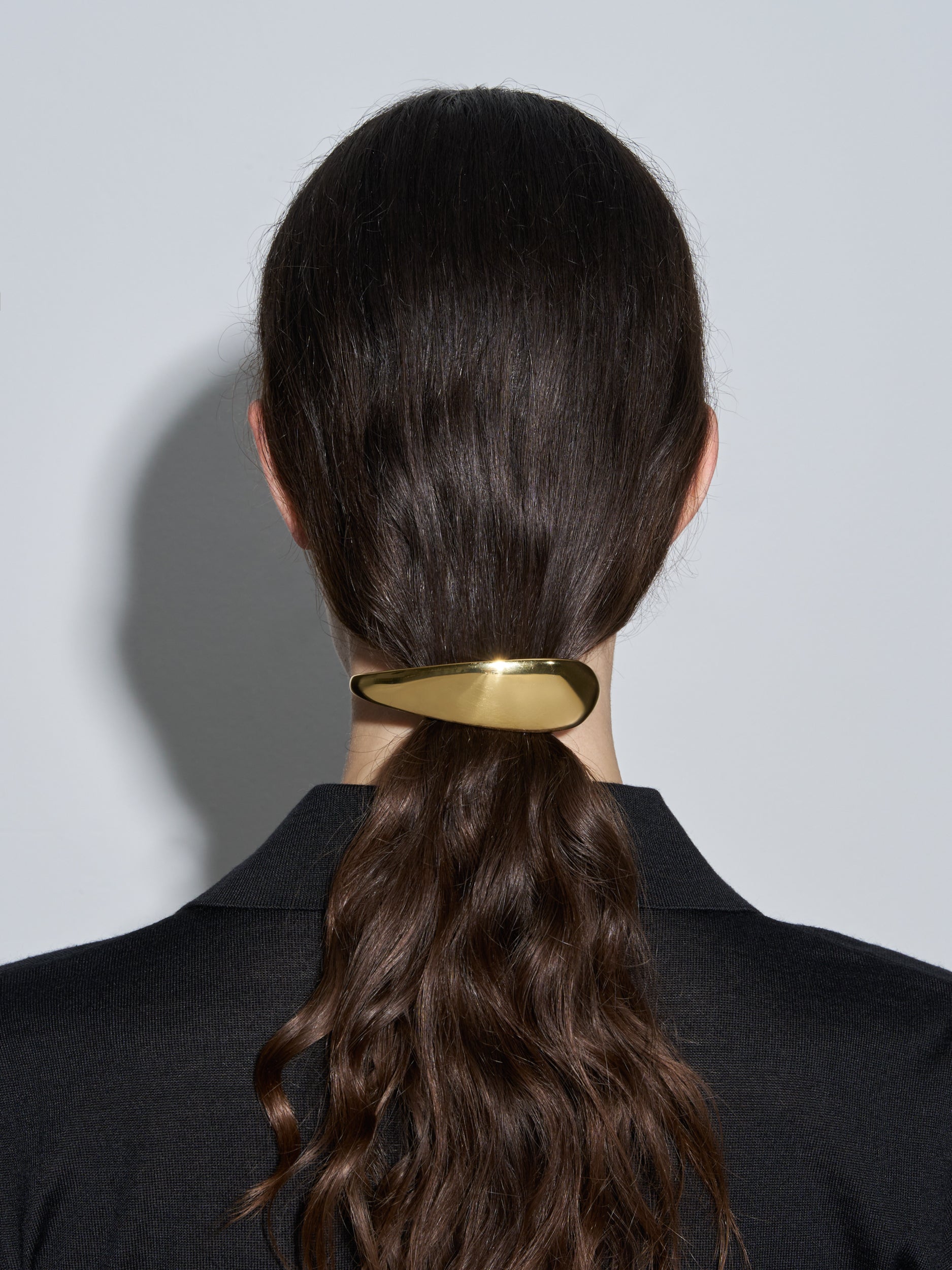 Hera 18kt Gold-Plated Hair Clip - Image 2