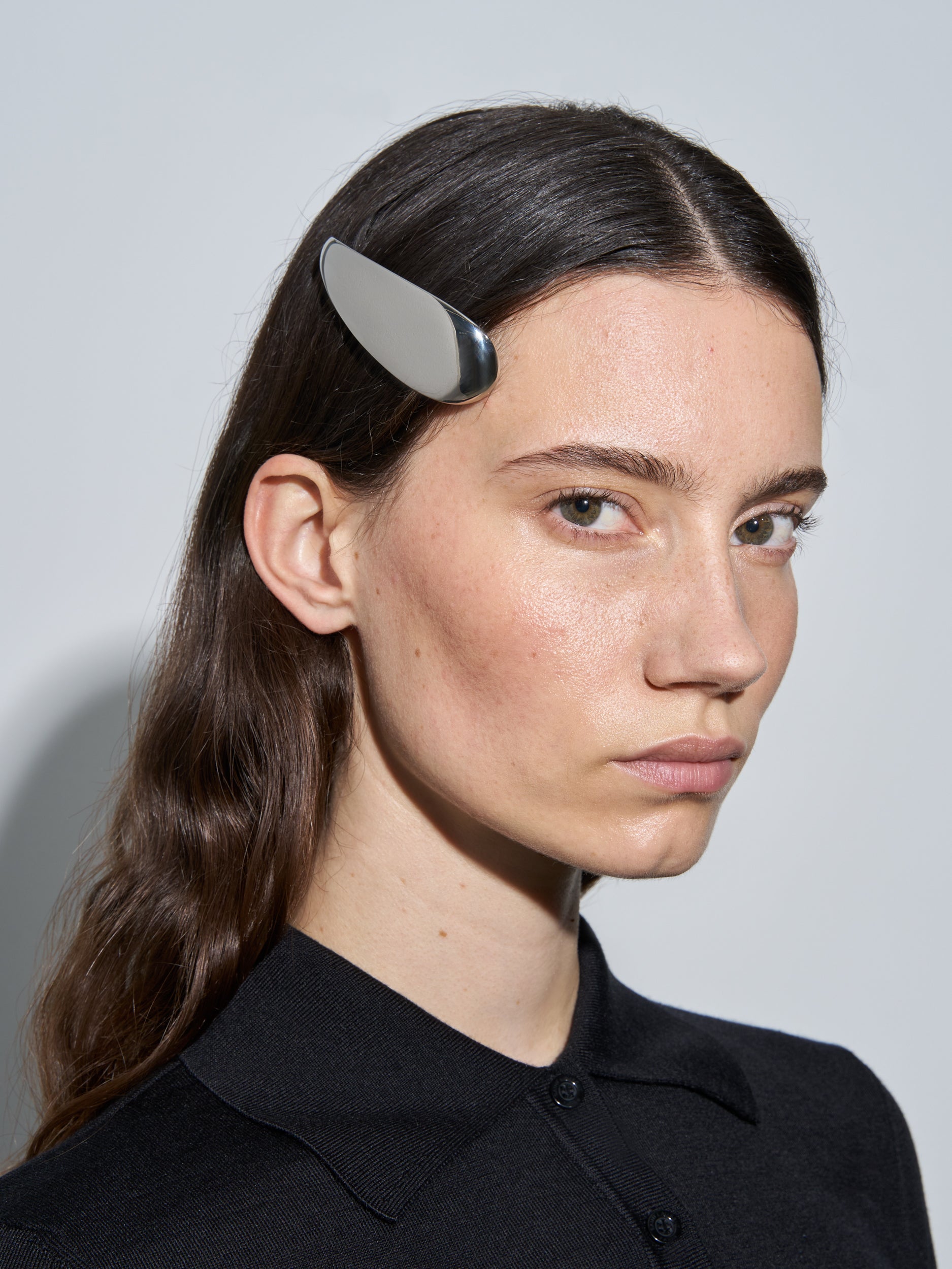 Hera Palladium-Plated Hair Clip - Image 5