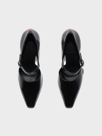 Isidora Mary-Jane Pumps