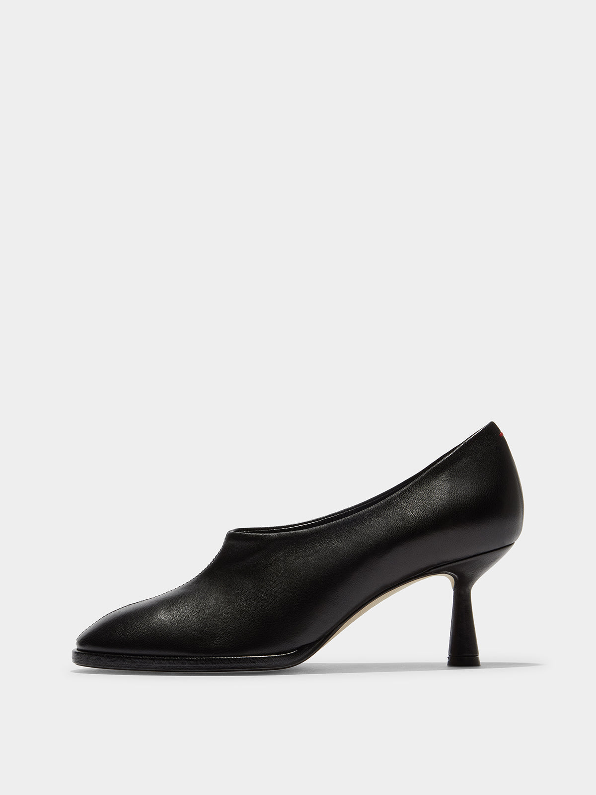 Aeyde | Izzy Leather Pumps Leather Pumps for Women | Black Nappa | Round Toe | Mid Heel | Side View