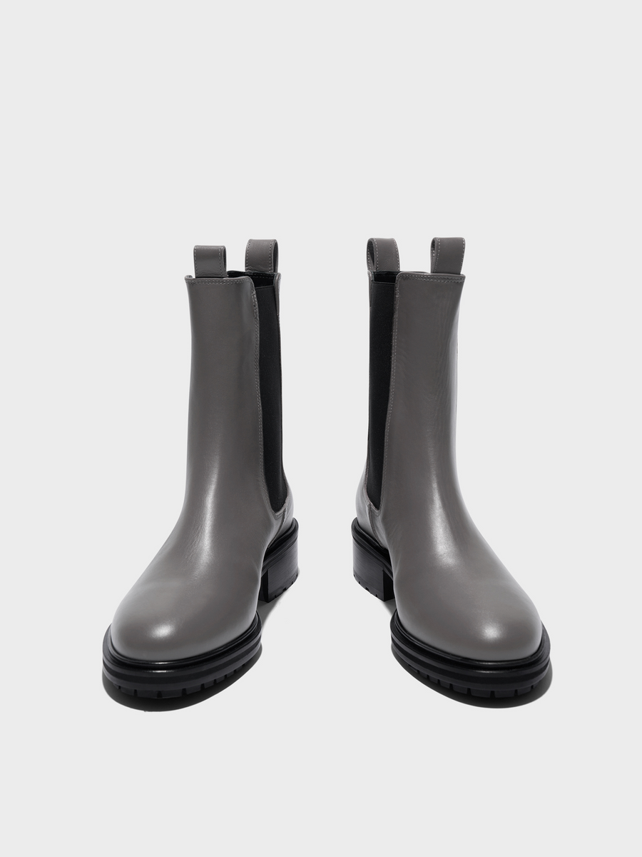 Aeyde | Jack Leather Ankle Boots Leather Ankle Boots for Women | Taupe Calf | Round Toe | Low Heel | Front View