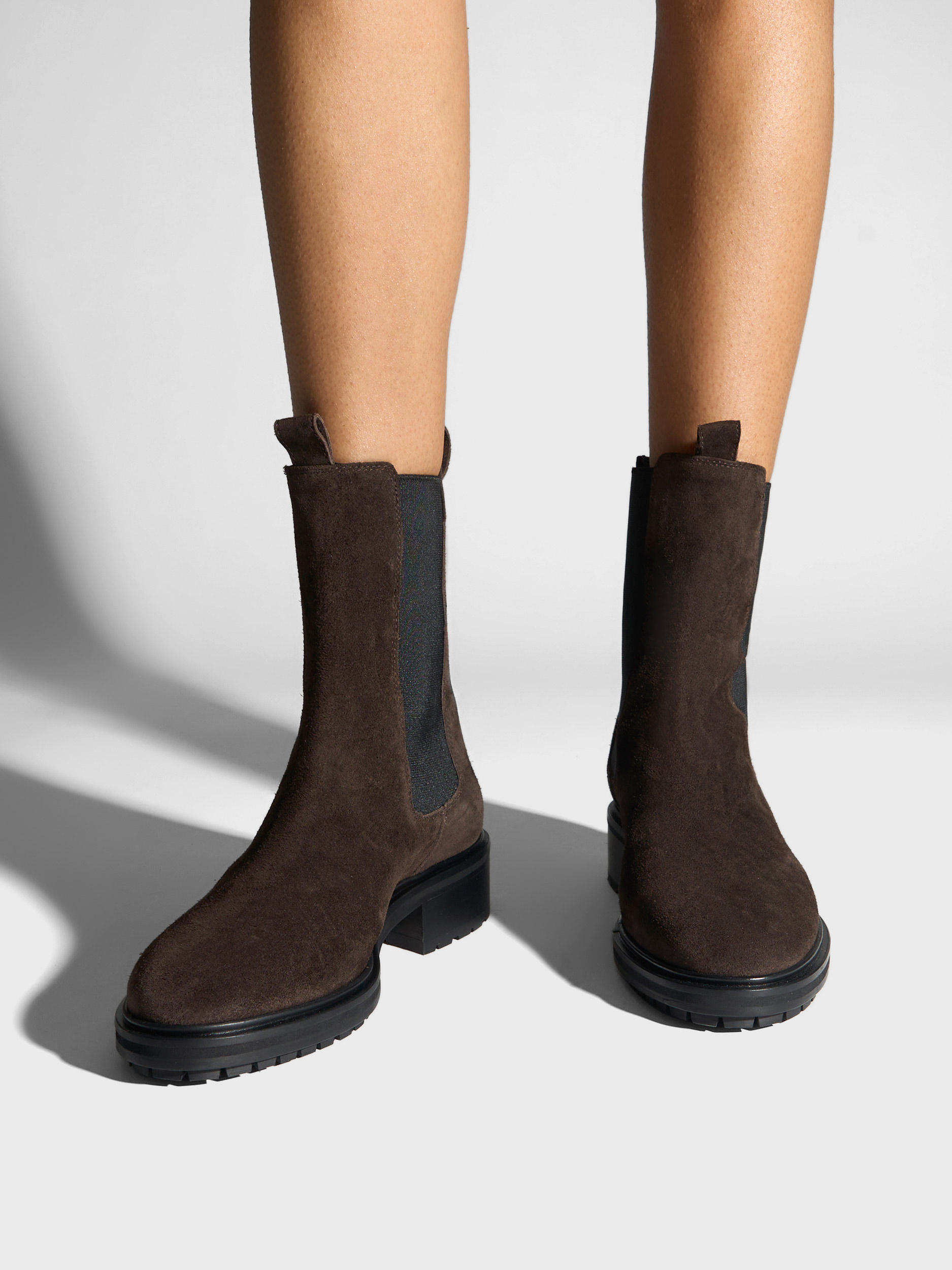 Aeyde | Jack Leather Ankle Boots Leather Ankle Boots for Women | Moka Suede | Round Toe | Low Heel | On Feet