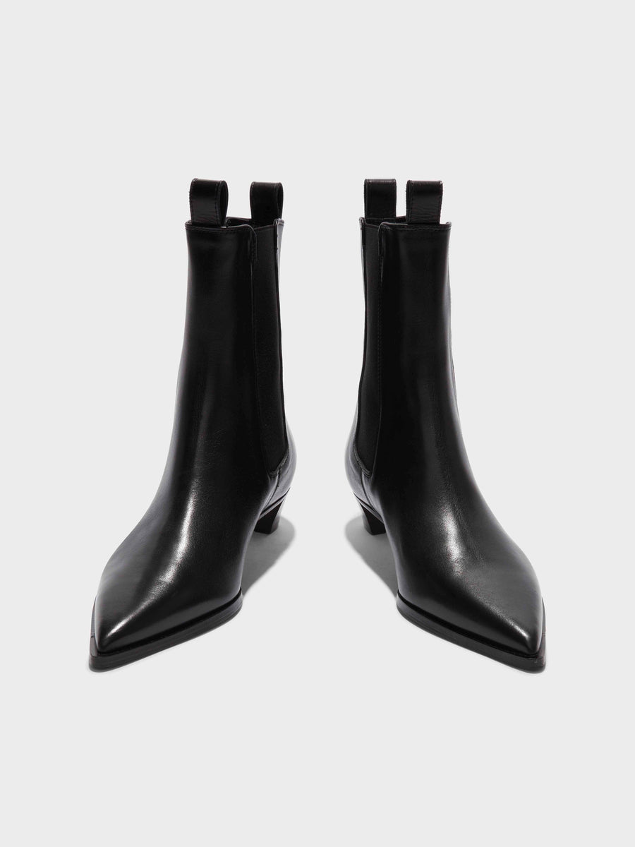 Kiki Leather Chelsea Boots