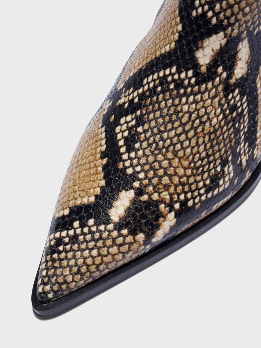 Aeyde | Kiki Leather Chelsea Boots Leather Ankle Boots for Women | Hazelnut Snake | Pointed Toe | Low Heel | Heel Details