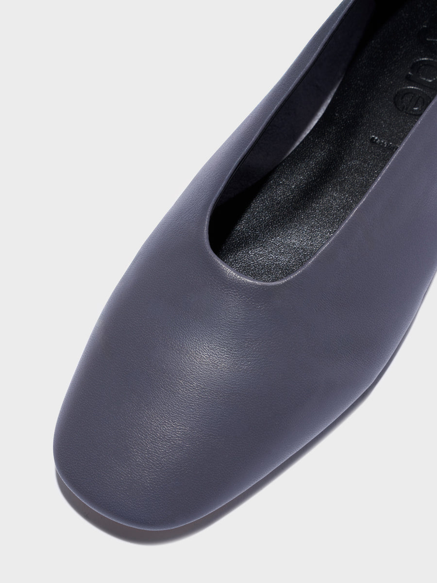 Aeyde | Kirsten Round-Toe Flats Leather Flats for Women | Dusty Purple Nappa | Round Toe | Flat Heel | Heel Details