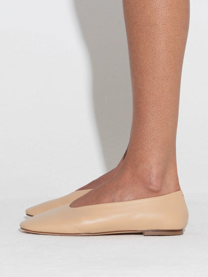 Aeyde | Kirsten Leather Flats for Women | Latte Nappa | Round Toe | Flat Heel | How to Style