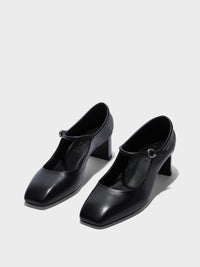 Lina Mary-Jane Pumps