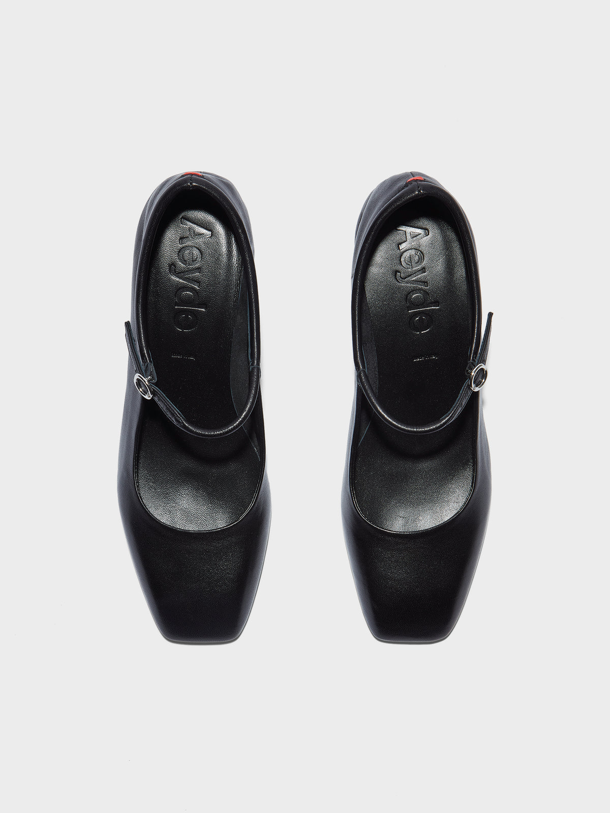 Lina Mary-Jane Pumps