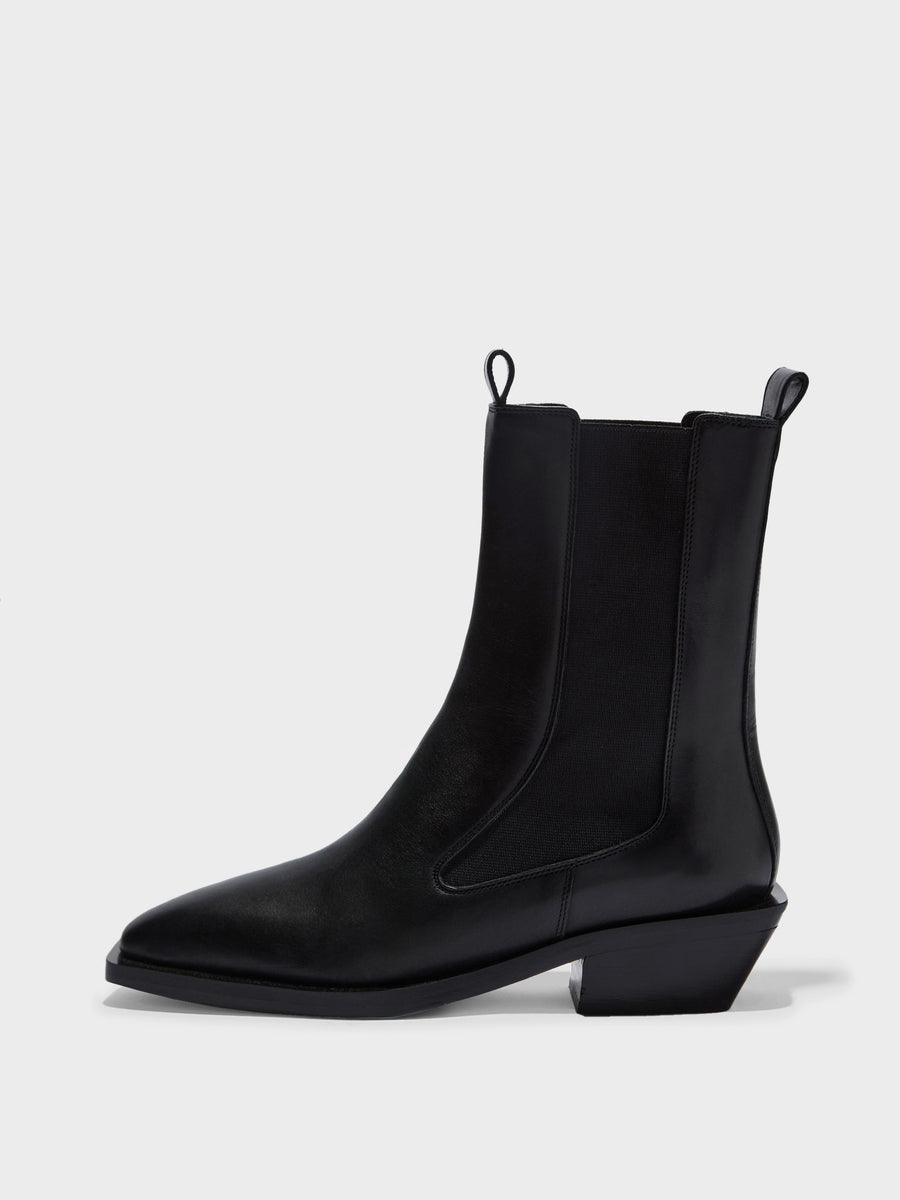 Luna Chelsea Boots