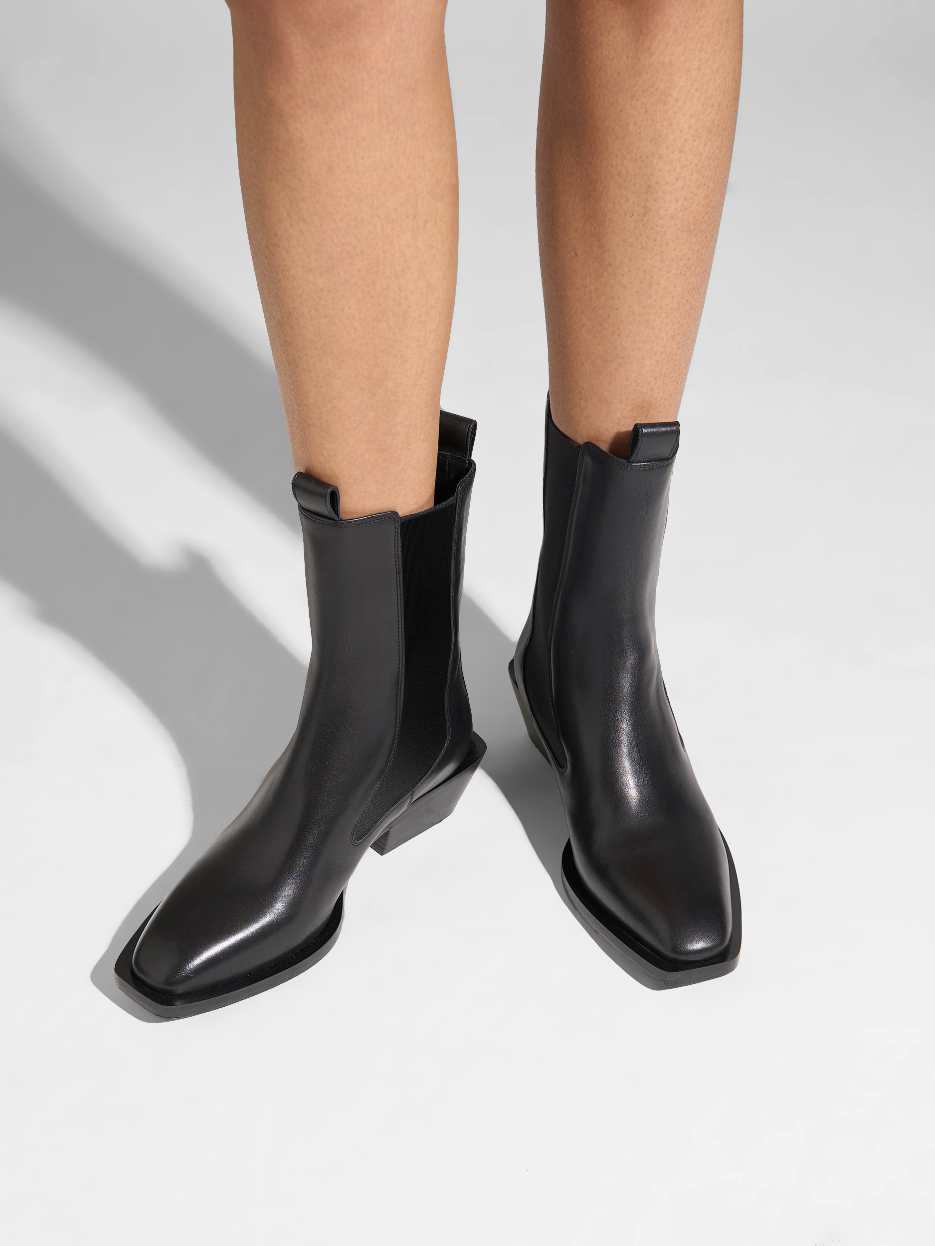 Luna Chelsea Boots - Image 2