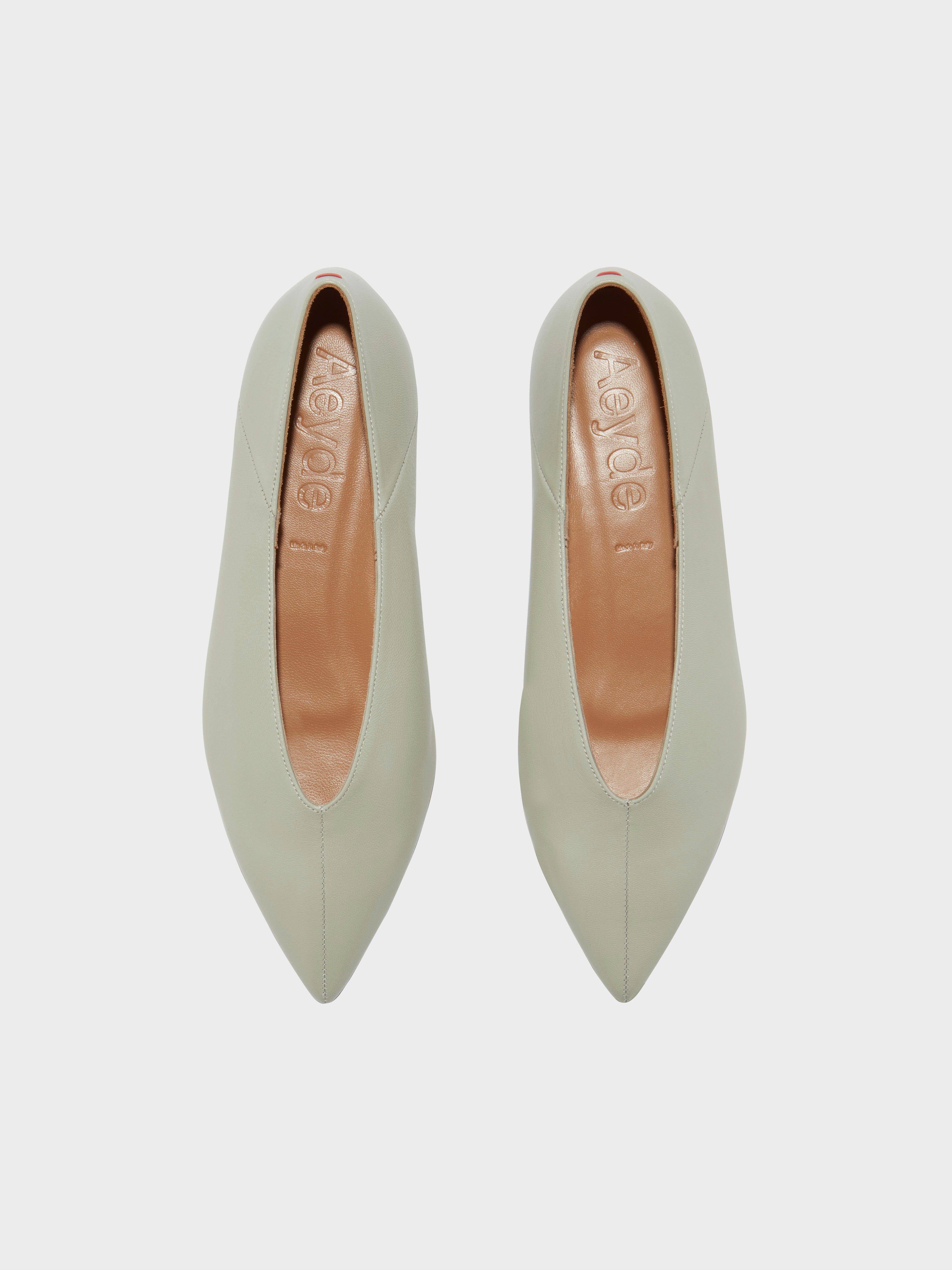 Aeyde | Moa Leather Ballet Flats Leather Flats for Women | Cloud Nappa | Pointed Toe | Flat Heel | Front View