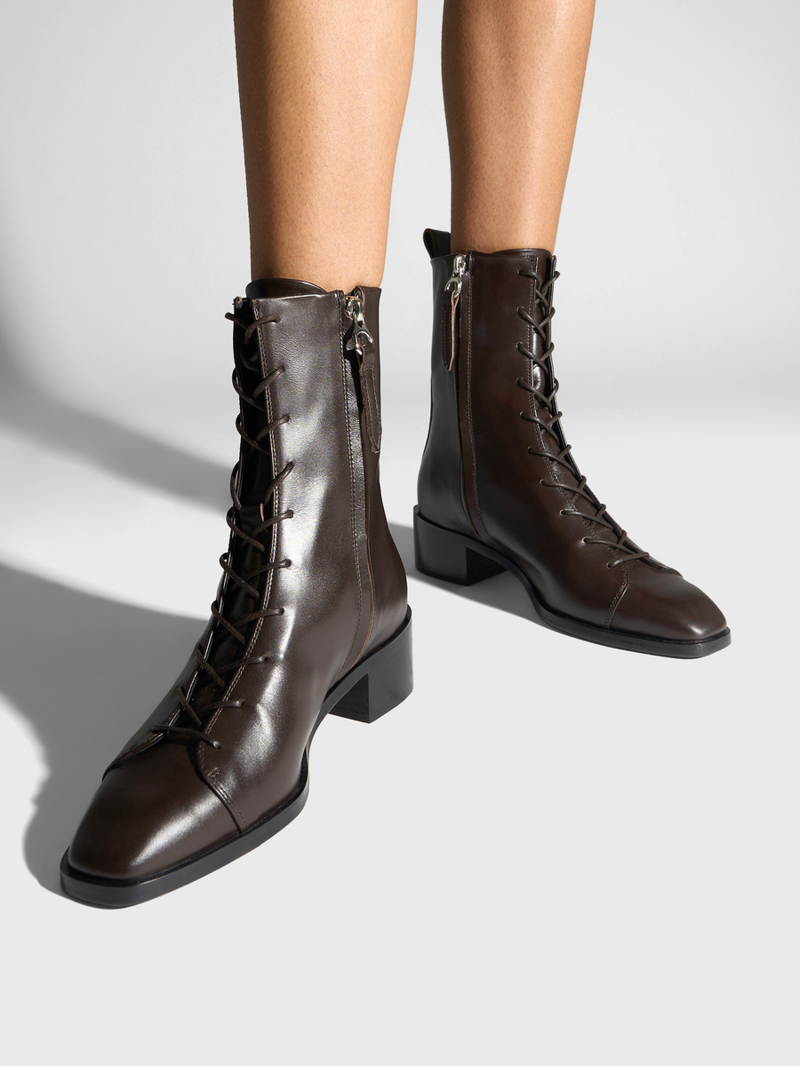 Aeyde | Noel Leather Ankle Boots Leather Ankle Boots for Women | Moka Calf | Square Toe | Low Heel | On Feet