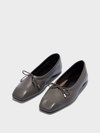 Nomi Glove-Fit Flats