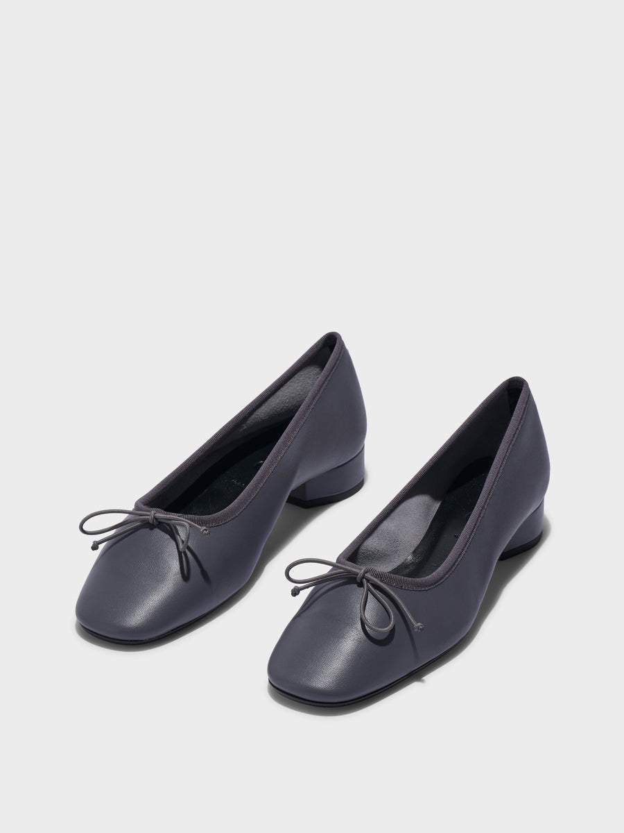 Aeyde | Onda Round-Toe Ballet Flats Leather Flats for Women | Dusty Purple Nappa | Round Toe | Low Heel | Luxury Materials | Handmade in Italy