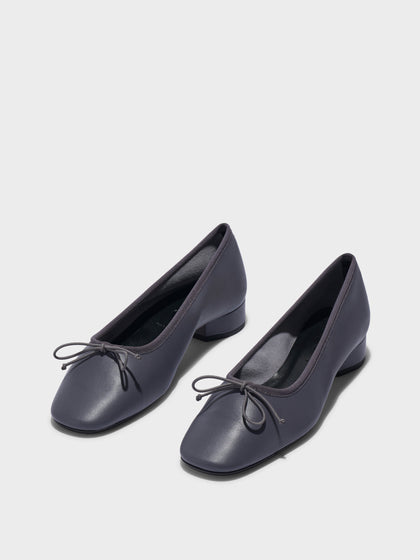 Aeyde | Onda Round-Toe Ballet Flats Leather Flats for Women | Dusty Purple Nappa | Round Toe | Low Heel | Luxury Materials | Handmade in Italy
