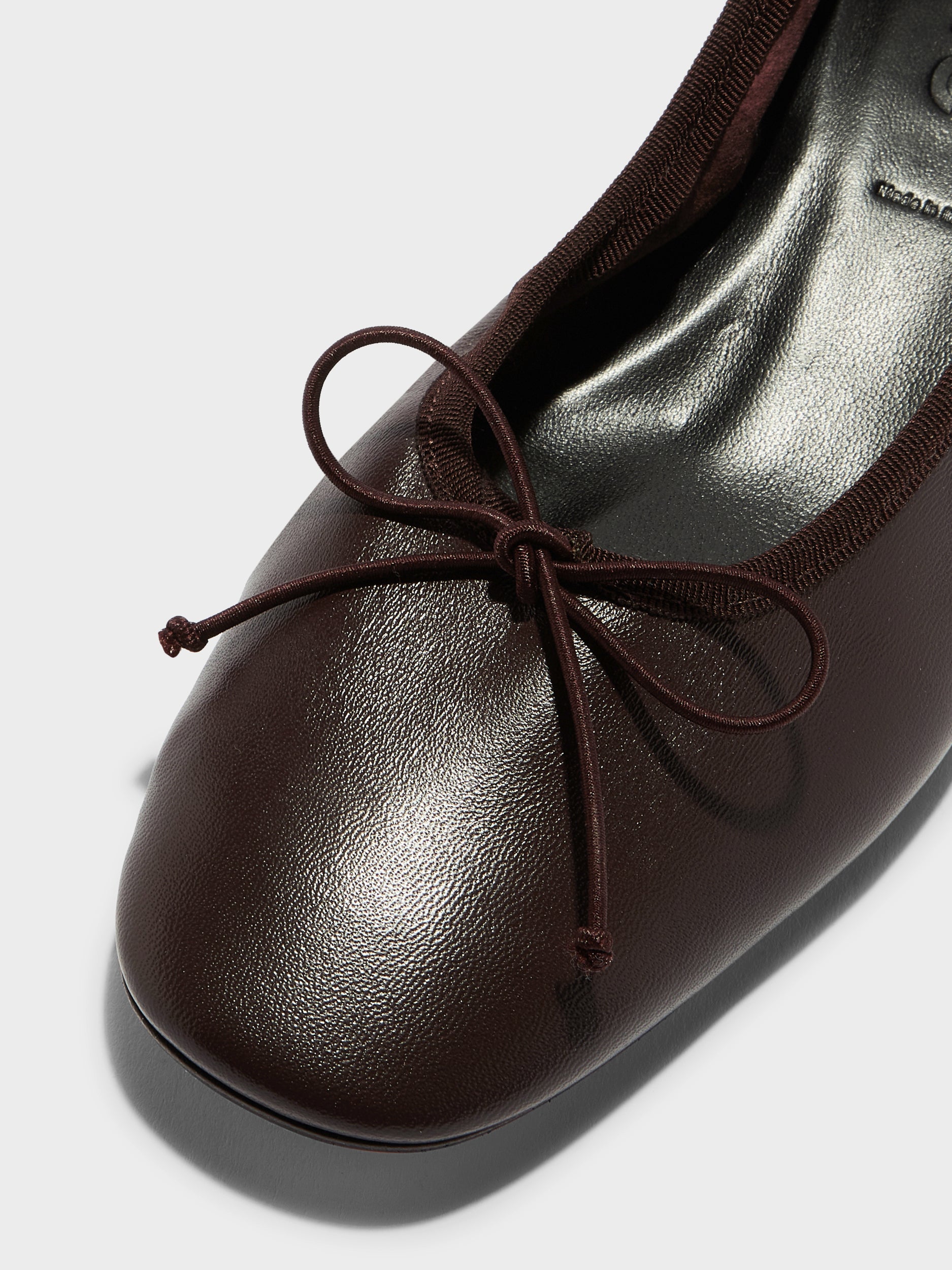 Onda Round-Toe Ballet Flats - Image 4