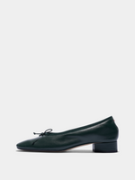 Onda Round-Toe Ballet Flats - Image 1