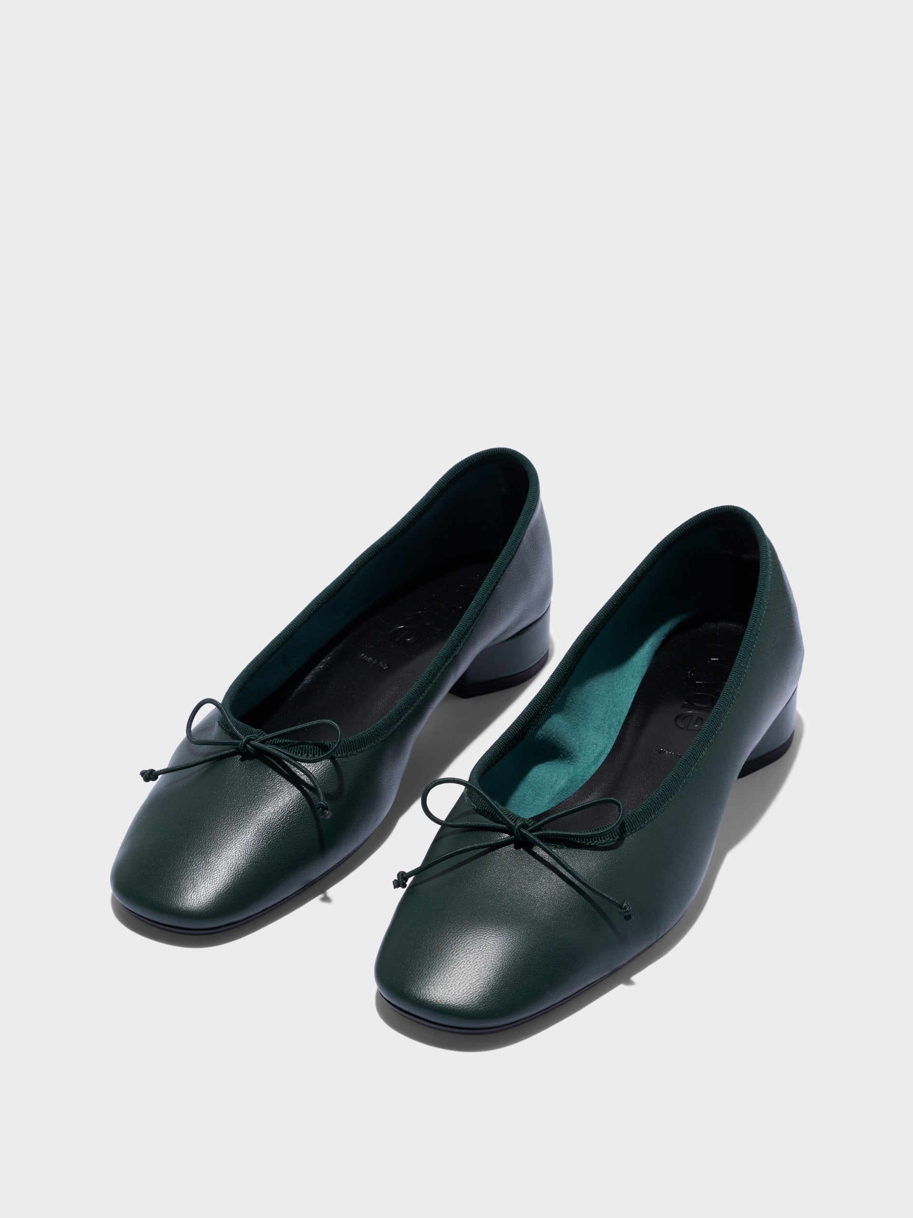 Aeyde | Onda Round-Toe Ballet Flats Leather Flats for Women | Moss Nappa | Round Toe | Low Heel | Luxury Materials | Handmade in Italy