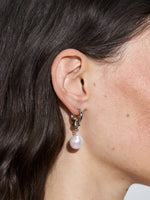 Philo Pearl Earrings - Image 4
