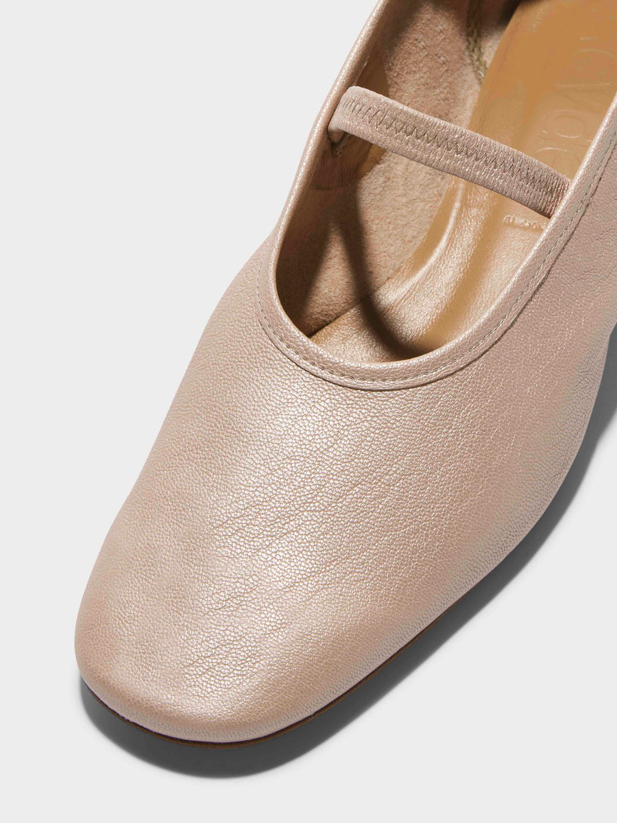 Aeyde | Pippa Leather Ballet Flats Leather Flats for Women | Peach Pearl Nappa | Round Toe | Low Heel | Luxury Materials | Handmade in Italy