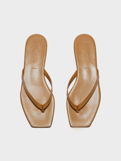 Aeyde | Renee Square-Toe Sandals Leather Flat Sandals for Women | Hazelnut Nappa | Square Toe | Flat Heel | Front View