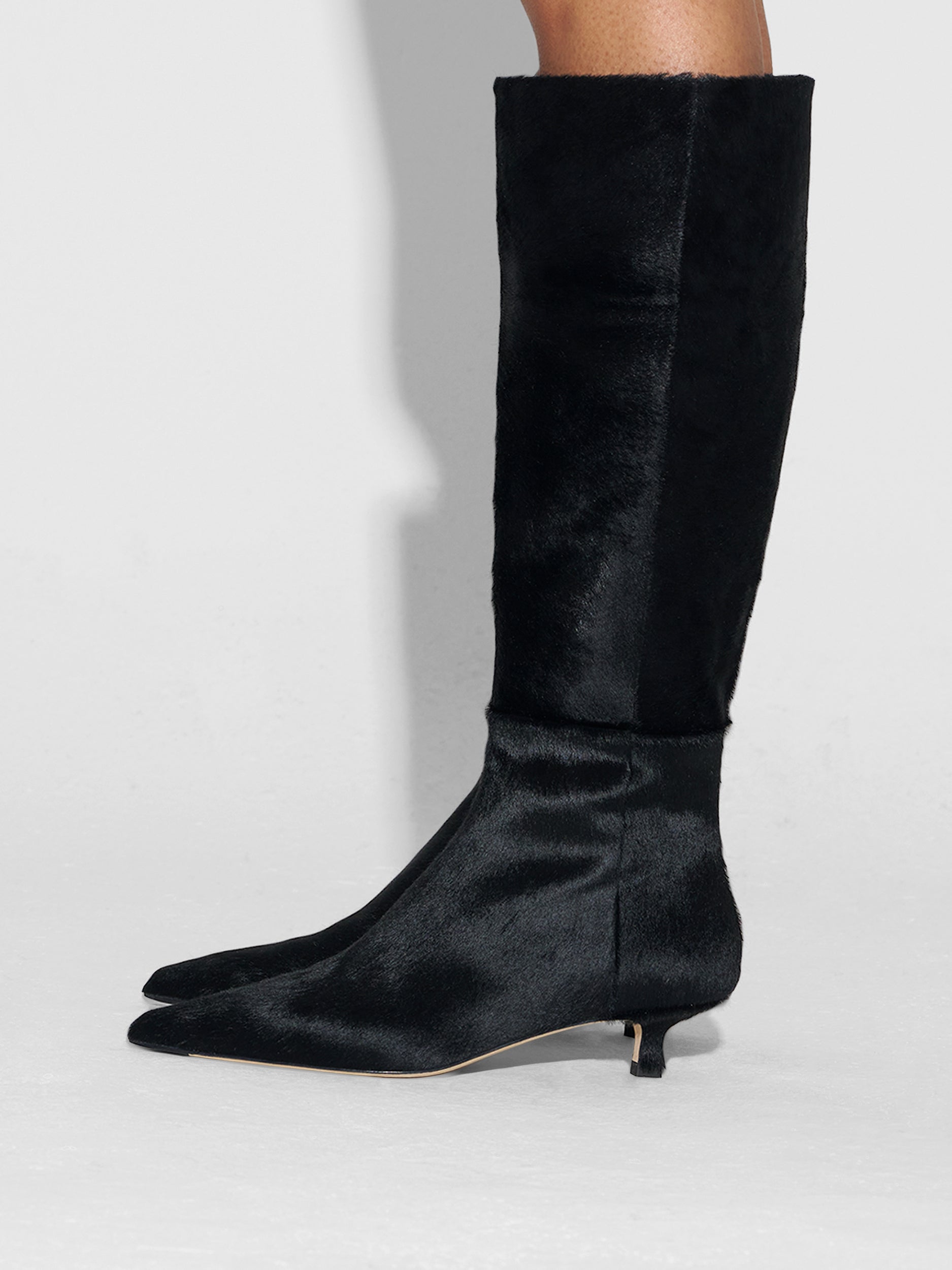 Sabrina Pony Hair Black - Image 6