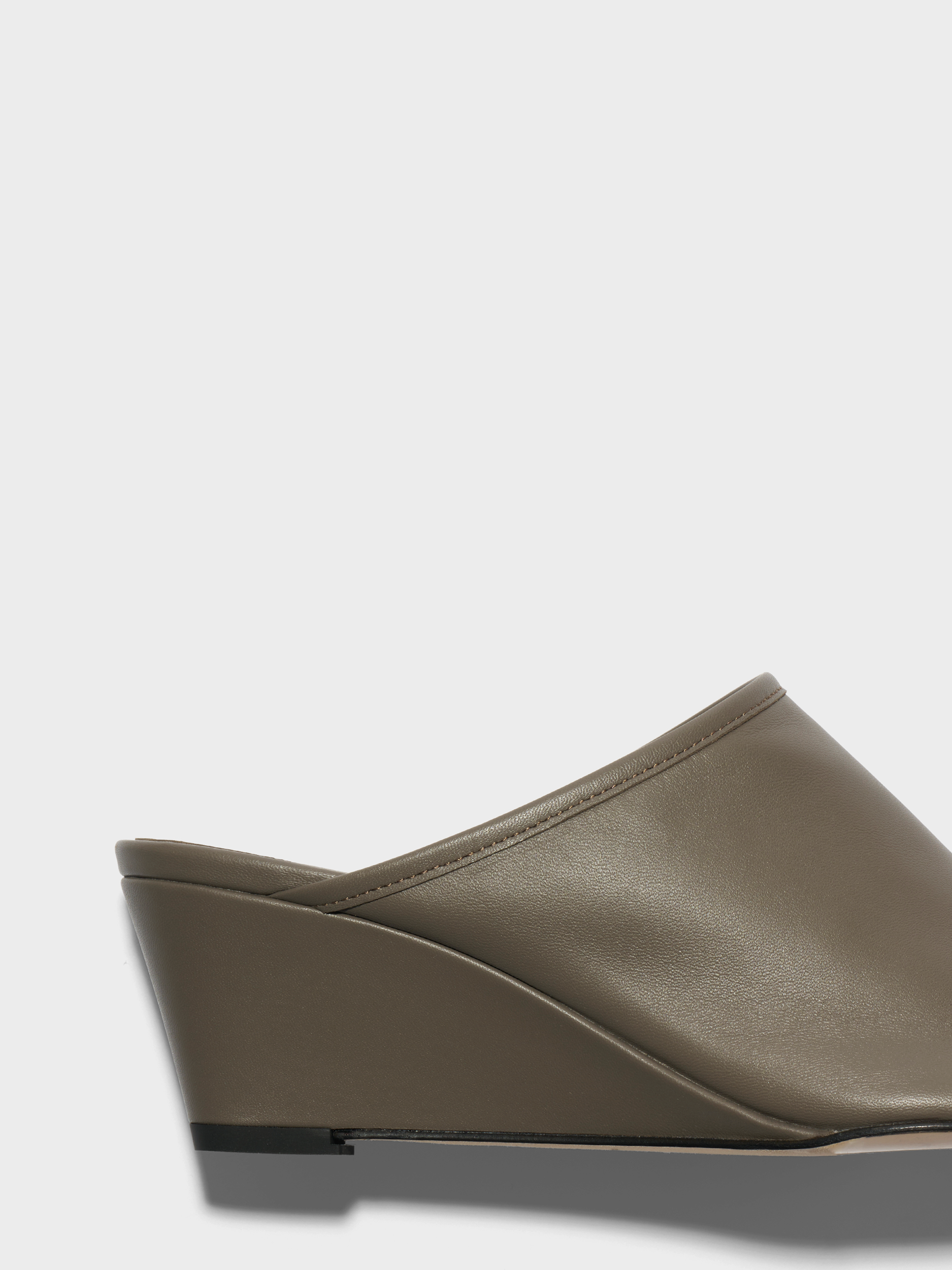 Aeyde | Suzanne Wedge Sandal Leather Heeled Sandals for Women | Taupe Nappa | Round Toe | Mid Heel | Heel Details