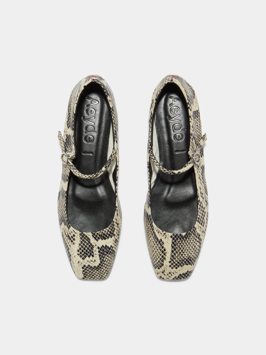 Uma Mary-Janes Flats