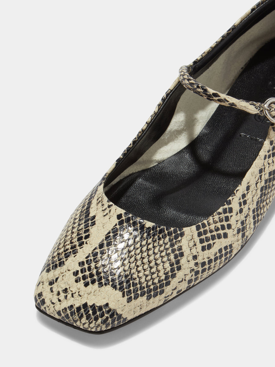 Uma Mary-Janes Flats