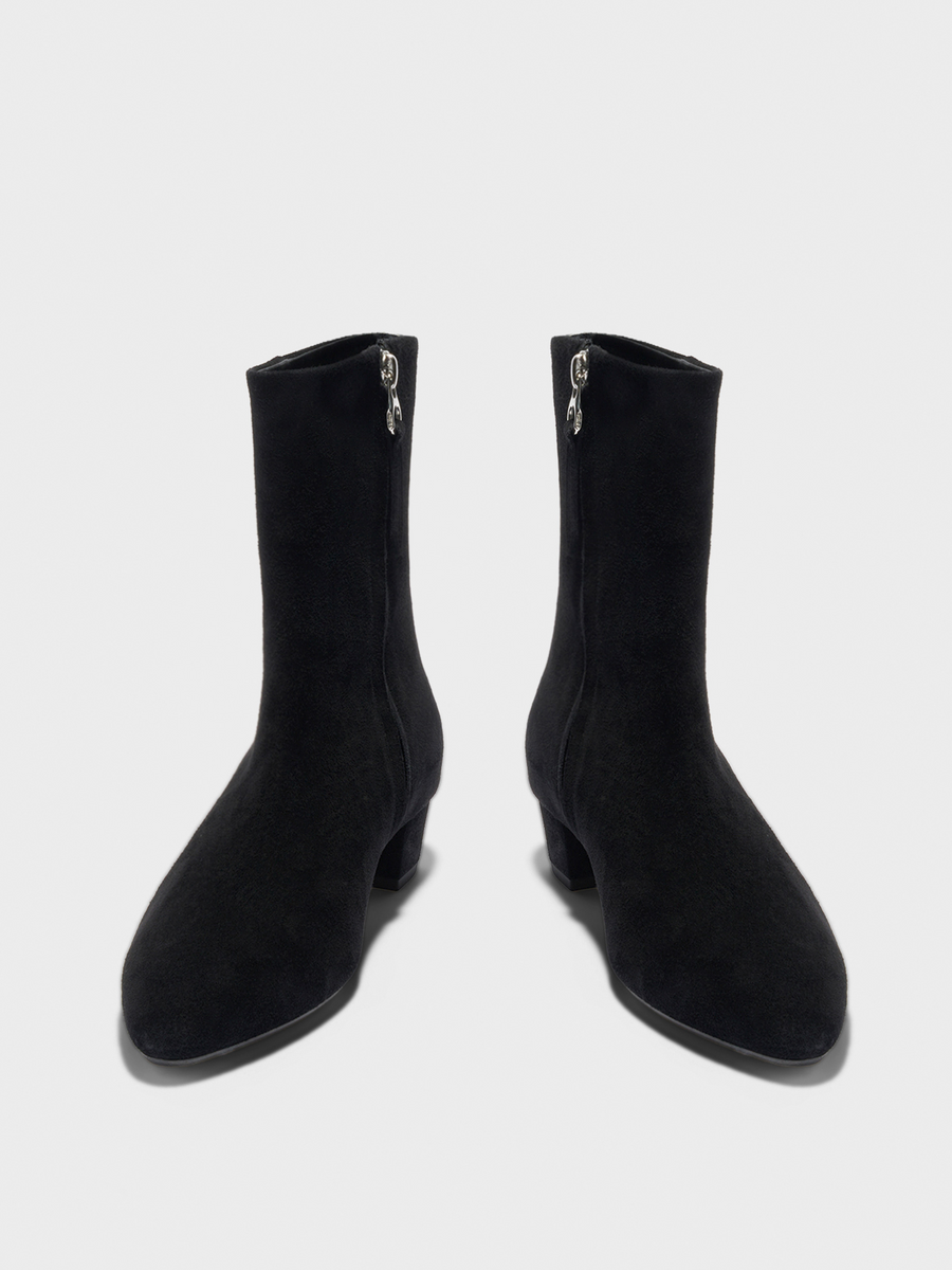 Aeyde | Yasmin Suede Ankle Boots Leather Ankle Boots for Women | Black Suede | Round Toe | Low Heel | Front View
