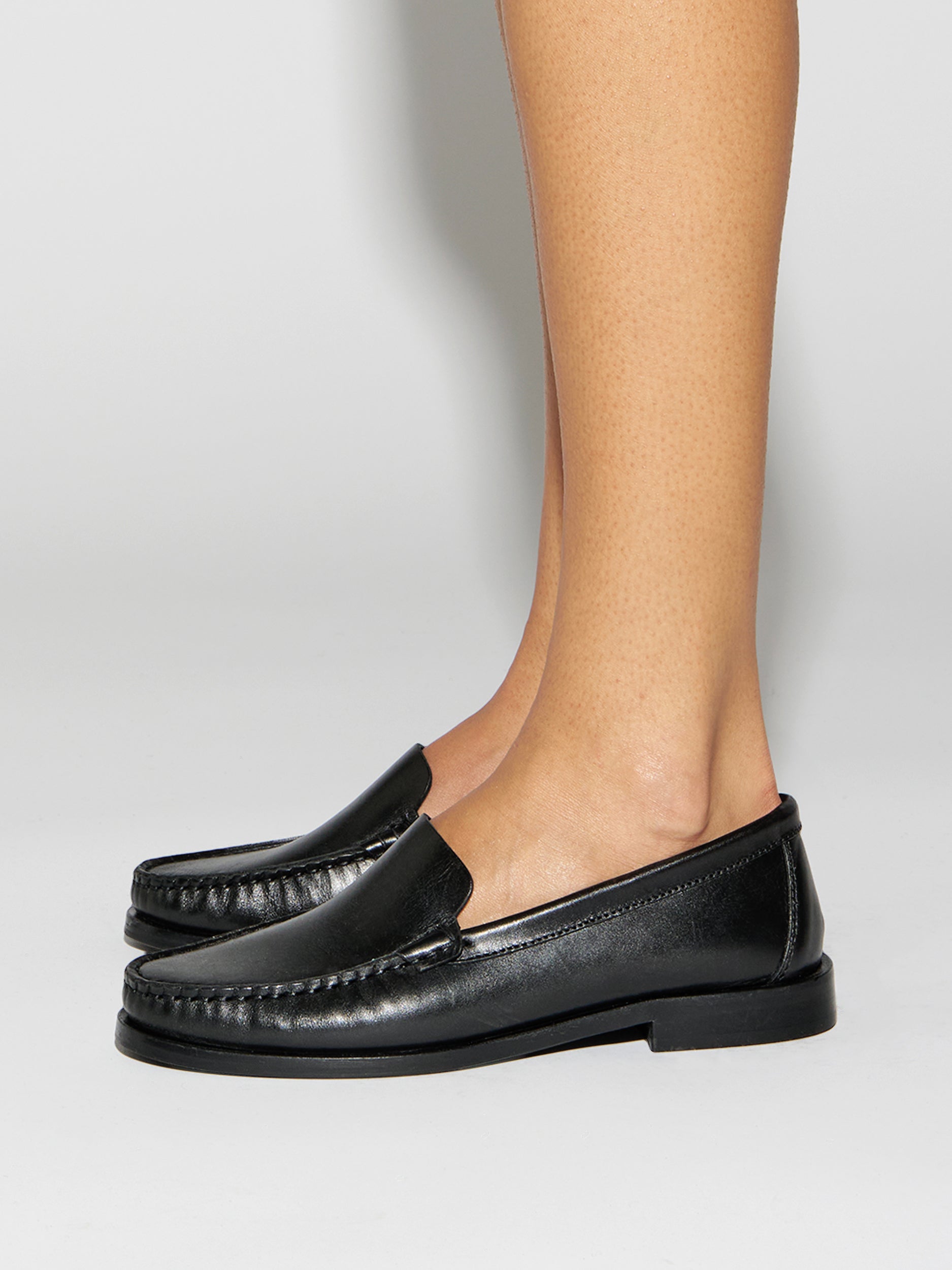 Arthur Apron Loafers - Image 6