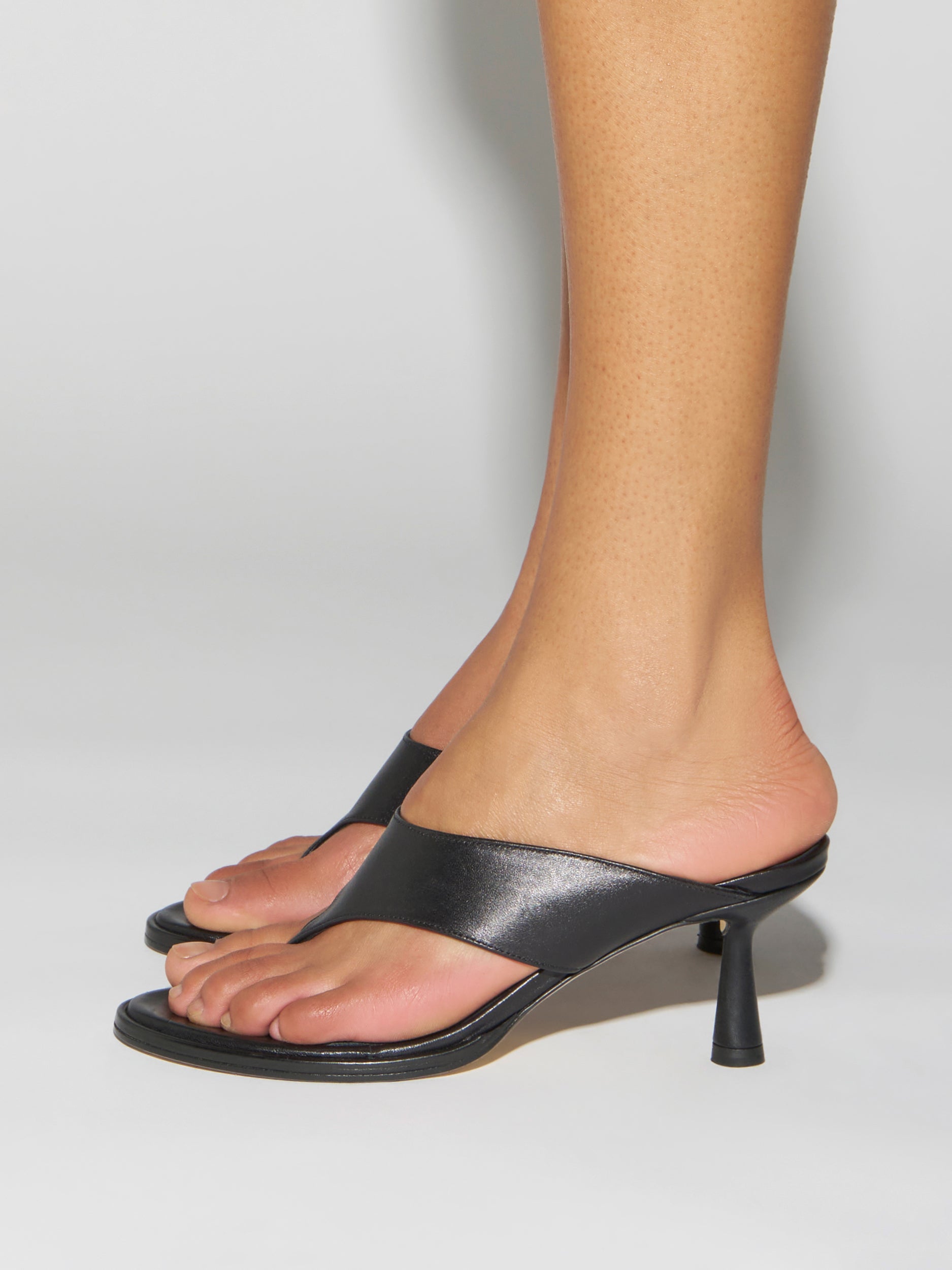 Aeyde | Olenna Leather Heeled Sandals for Women | Black Nappa | Round Toe | Mid Heel | How to Style