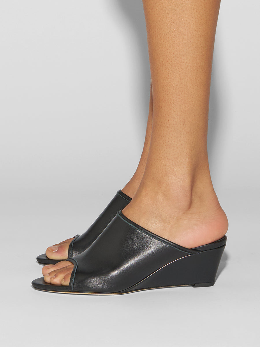 Aeyde | Suzanne Leather Heeled Sandals for Women | Black Nappa | Round Toe | Mid Heel | How to Style