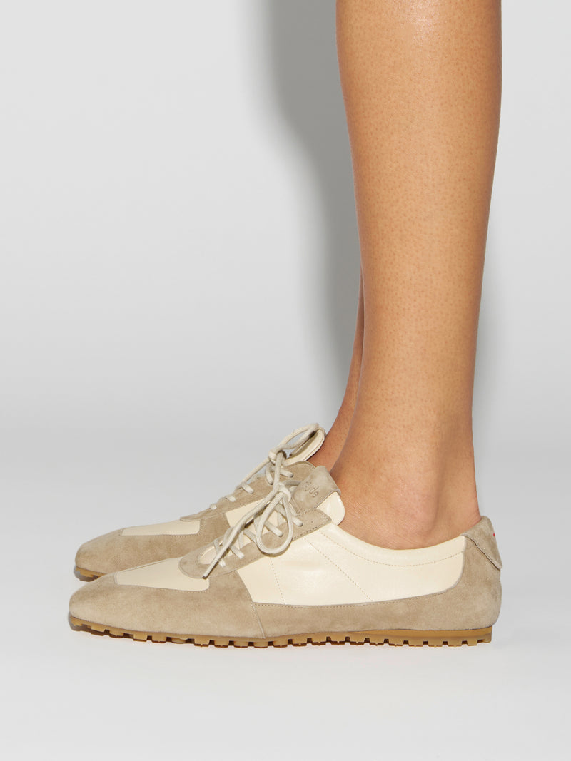 Uma Slim Sneakers