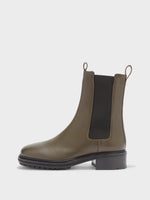 Jack Chelsea Boots - Image 1