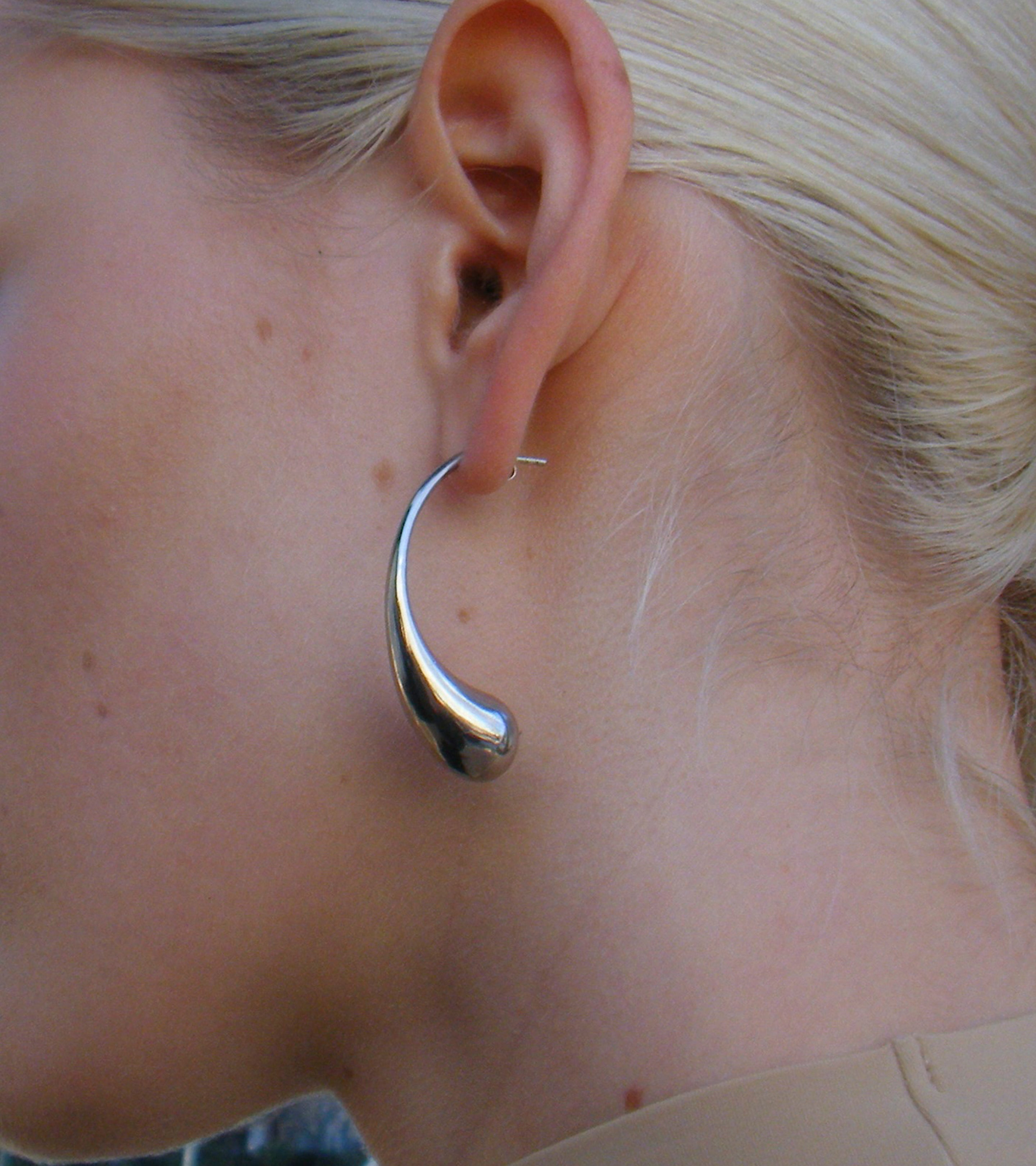 Description of the second image