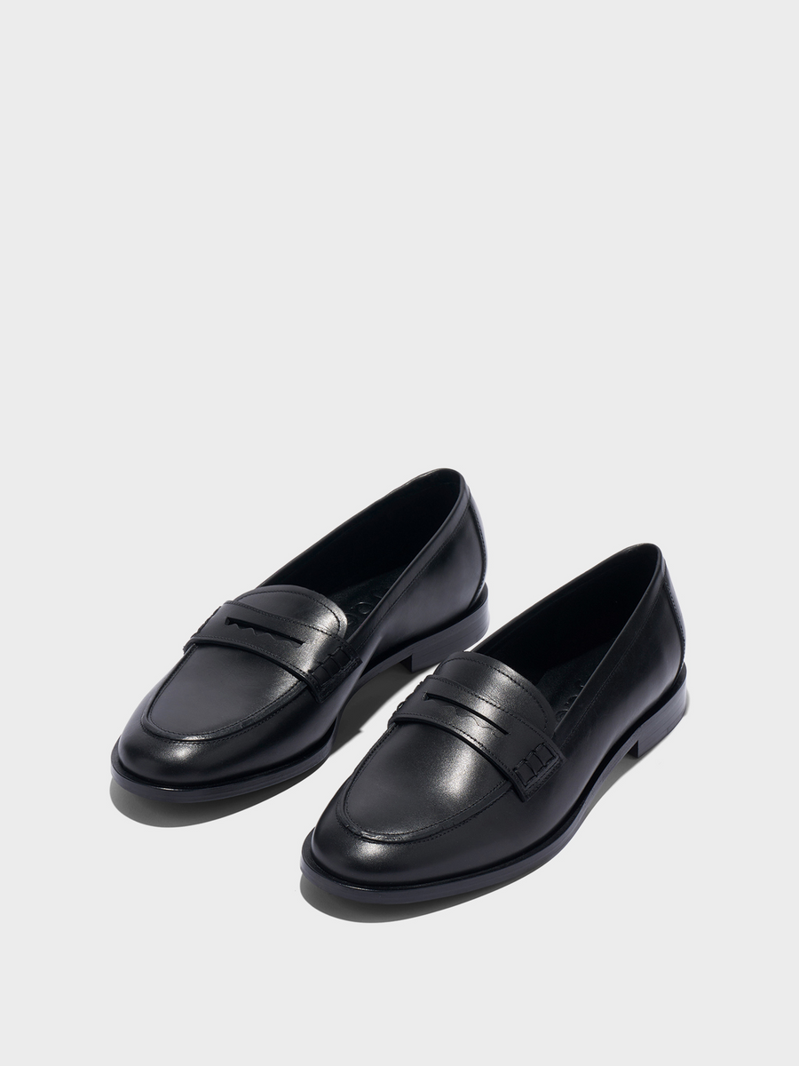 Aeyde | Oskar Leather Loafers Leather Flats for Women | Black Calf | Round Toe | Flat Heel | On Feet
